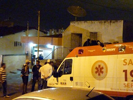 Clima tenso na na Rua Tenente Quaranta, bairro Suíssa.